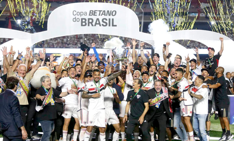 São Paulo é campeão da Copa do Brasil - Folha PE, futebol play flamengo e  são paulo 